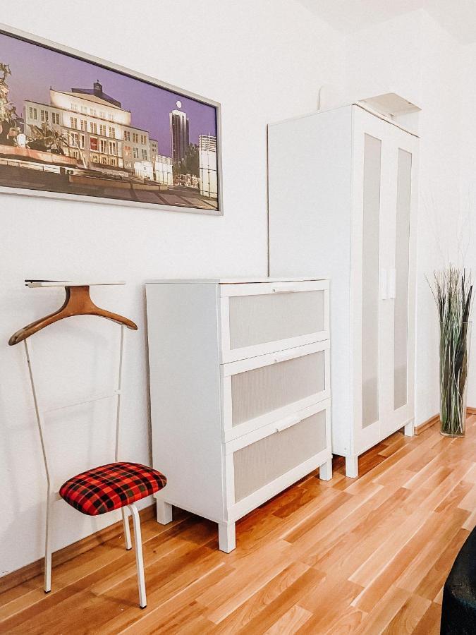 Gemuetliche Fewo Mit Balkon Leipzig Extérieur photo