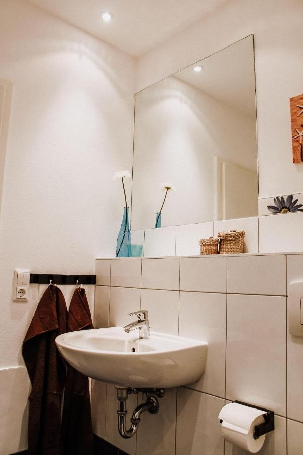 Gemuetliche Fewo Mit Balkon Leipzig Extérieur photo